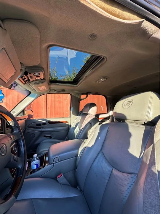 2003 Cadillac Escalade & EXT 2nd Gen - Image 7 of 10