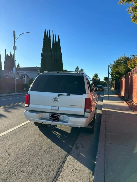 2003 Cadillac Escalade & EXT 2nd Gen - Image 5 of 10