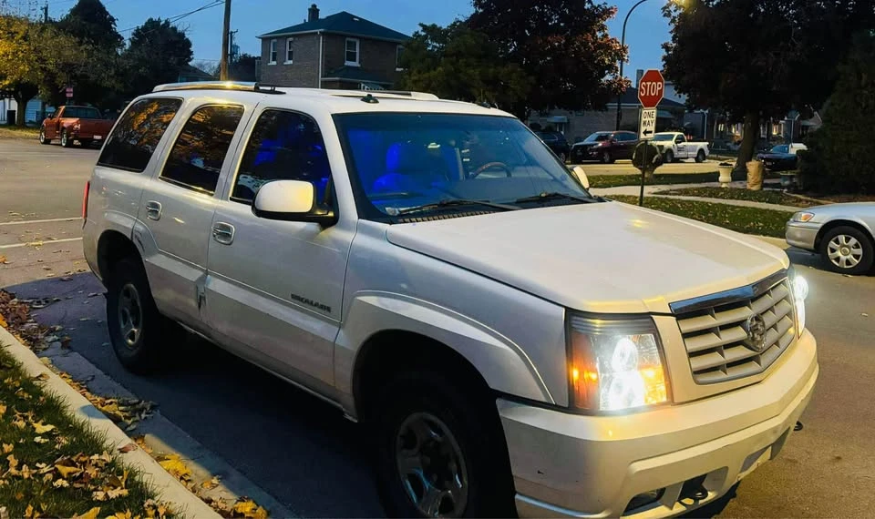 2003 Cadillac Escalade & EXT 2nd Gen - Image 17 of 17