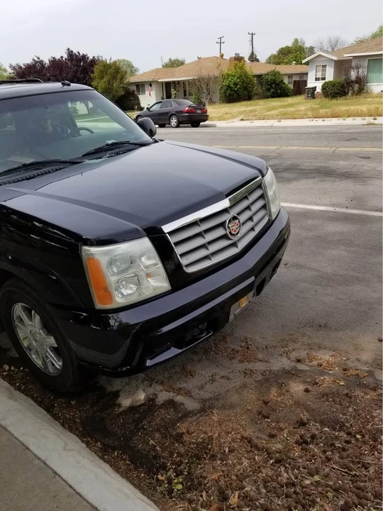 2003 Cadillac Escalade & EXT 2nd Gen - Image 9 of 9
