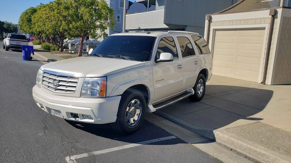 2003 Cadillac Escalade & EXT 2nd Gen - Image 4 of 7