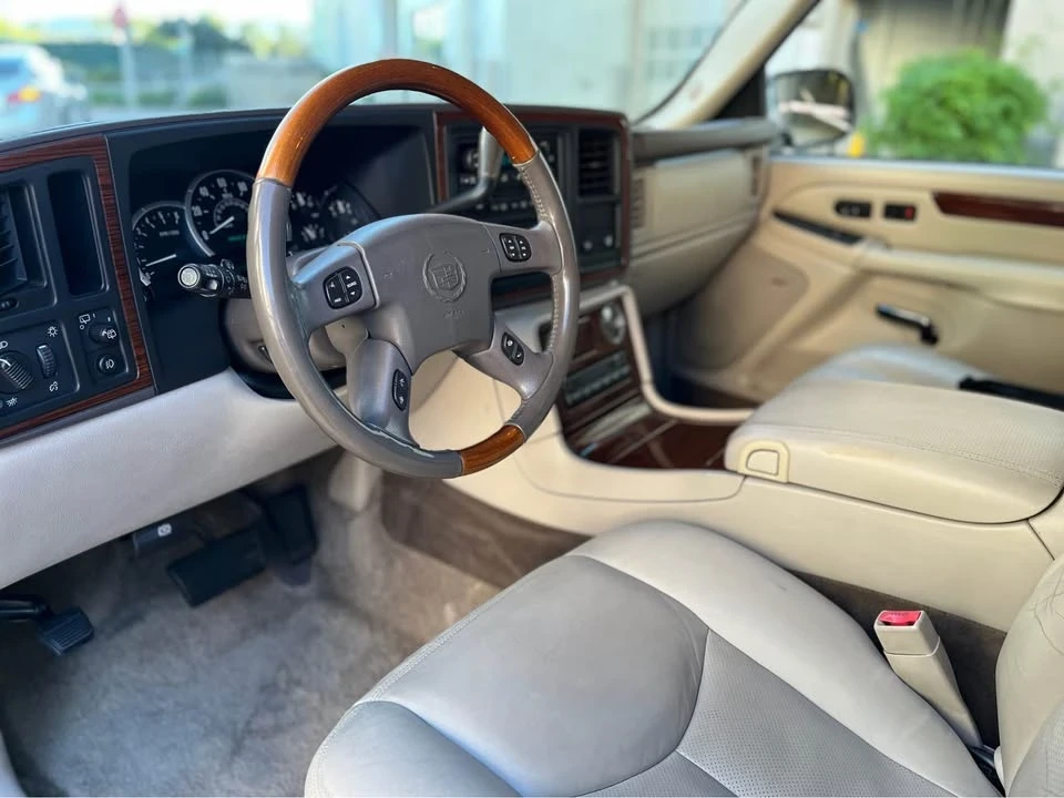 2003 Cadillac Escalade & EXT 2nd Gen - Image 8 of 14