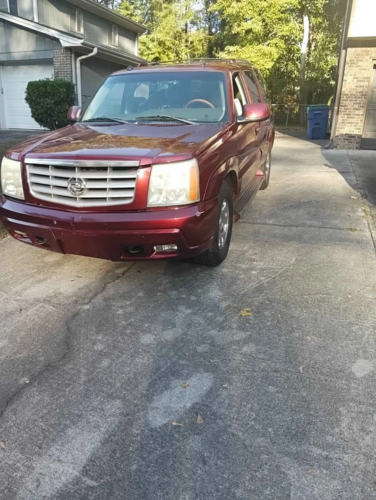 2003 Cadillac Escalade & EXT 2nd Gen - Image 2 of 6