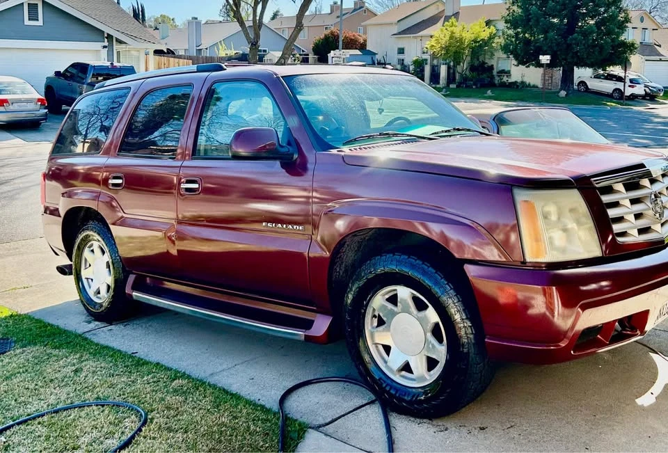 2003 Cadillac Escalade & EXT 2nd Gen - Image 2 of 8