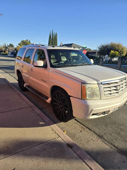 2003 Cadillac Escalade & EXT 2nd Gen - Image 8 of 11