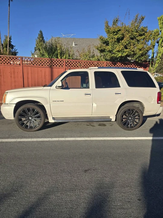 2003 Cadillac Escalade & EXT 2nd Gen - Image 6 of 11