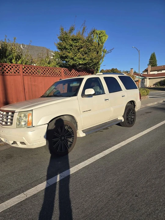 2003 Cadillac Escalade & EXT 2nd Gen - Image 11 of 11