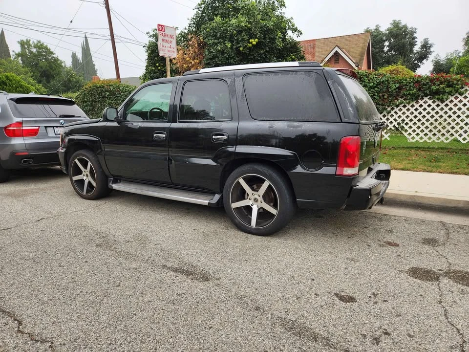 2003 Cadillac Escalade & EXT 2nd Gen - Image 3 of 6