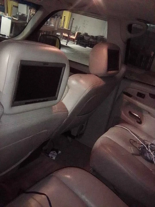 2003 Cadillac Escalade & EXT 2nd Gen - Image 6 of 8