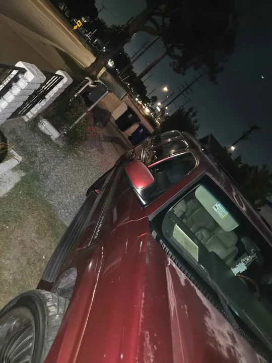 2003 Cadillac Escalade & EXT 2nd Gen - Image 3 of 4