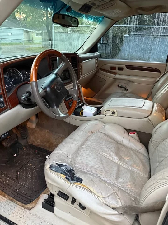 2003 Cadillac Escalade & EXT 2nd Gen - Image 7 of 9