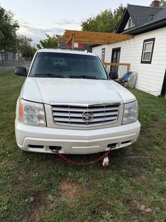 2003 Cadillac Escalade & EXT 2nd Gen - Image 4 of 9