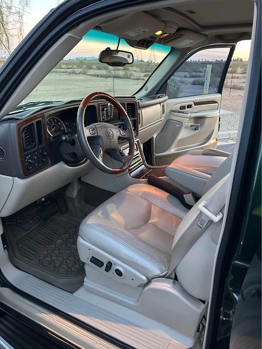 2003 Cadillac Escalade & EXT 2nd Gen - Image 6 of 14