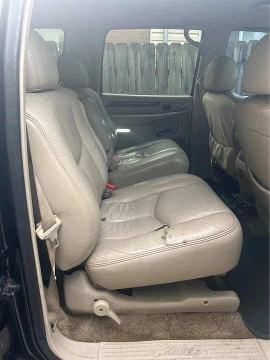 2003 Cadillac Escalade & EXT 2nd Gen - Image 6 of 6