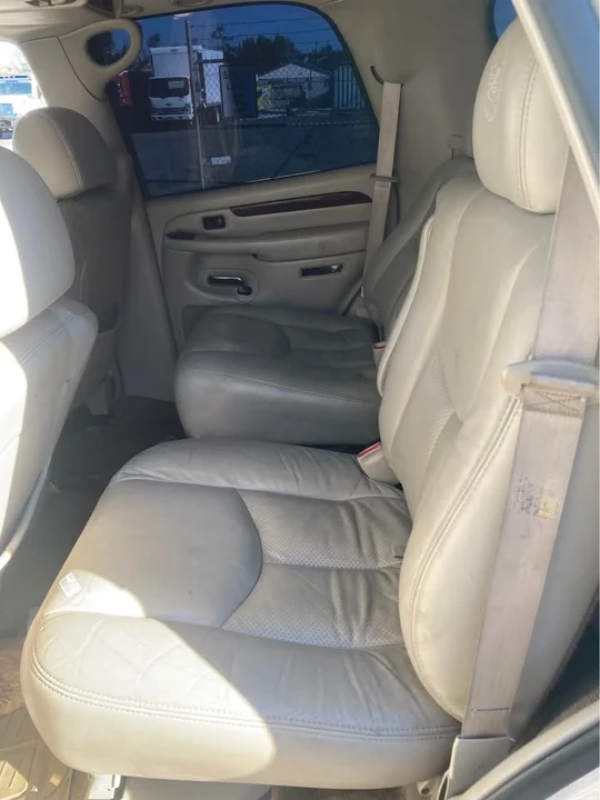 2003 Cadillac Escalade & EXT 2nd Gen - Image 9 of 10