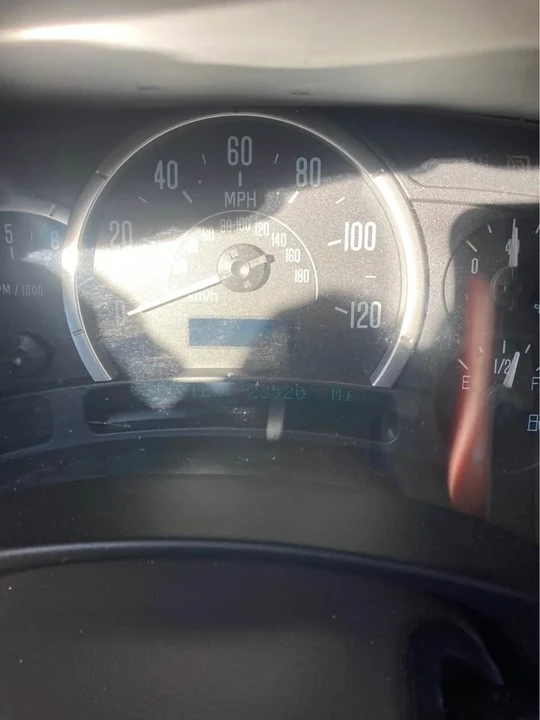 2003 Cadillac Escalade & EXT 2nd Gen - Image 6 of 10