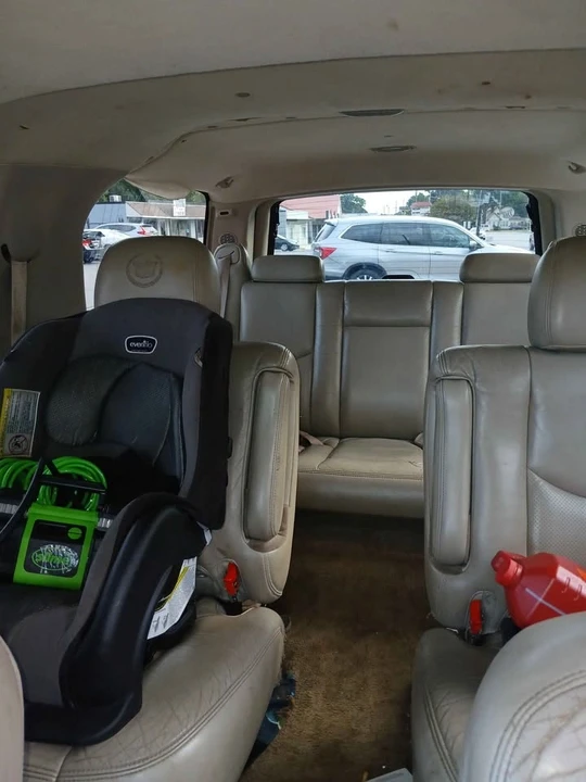 2003 Cadillac Escalade & EXT 2nd Gen - Image 5 of 6