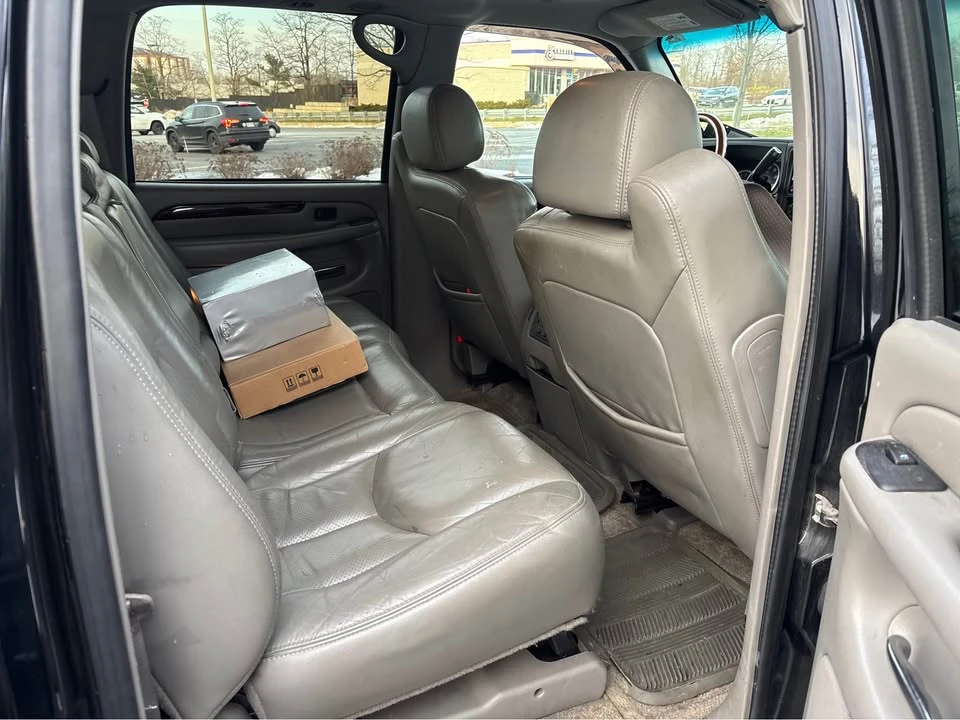 2003 Cadillac Escalade & EXT 2nd Gen - Image 11 of 15