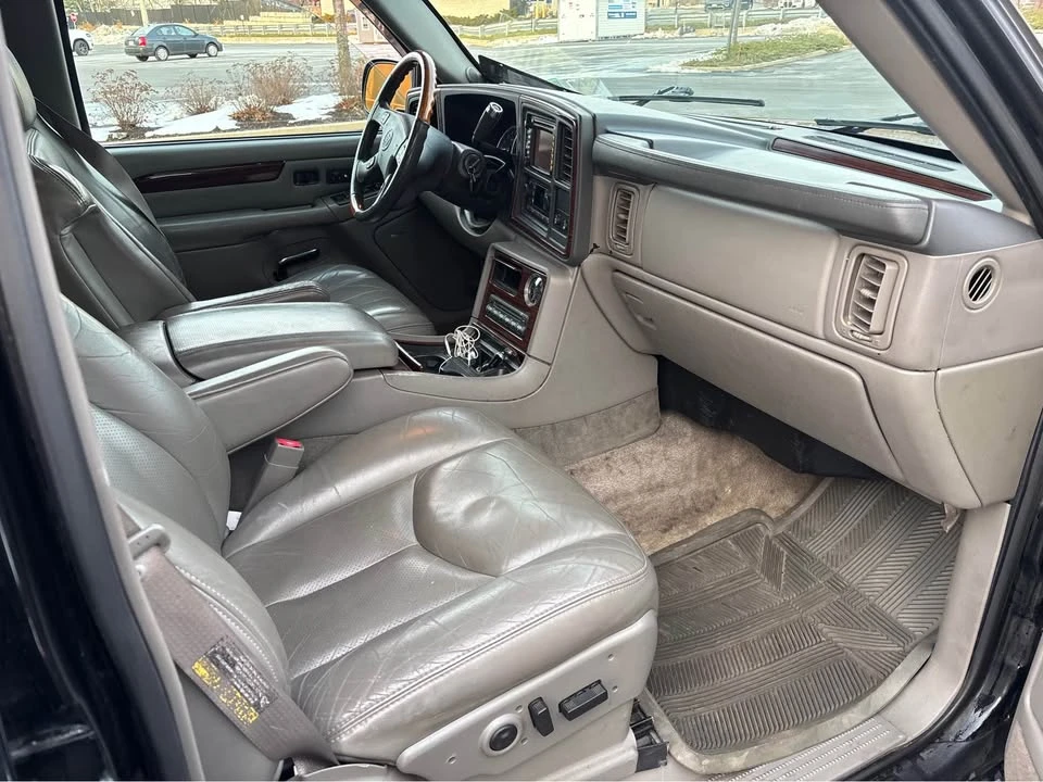 2003 Cadillac Escalade & EXT 2nd Gen - Image 8 of 15
