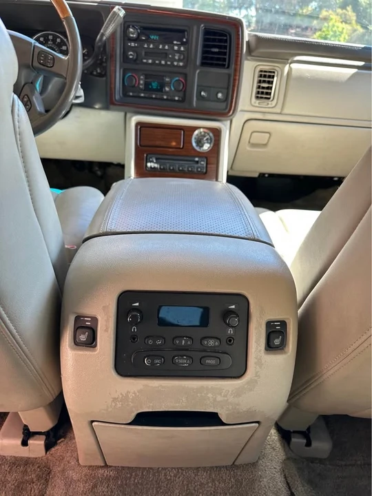 2003 Cadillac Escalade & EXT 2nd Gen - Image 12 of 19
