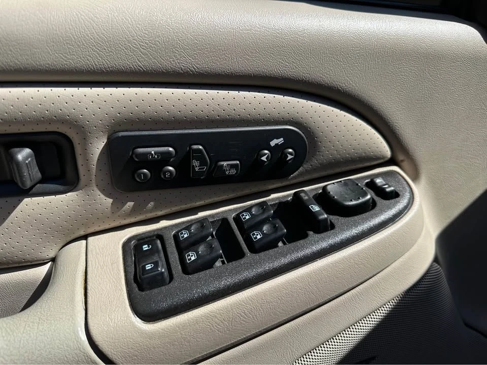 2003 Cadillac Escalade & EXT 2nd Gen - Image 19 of 19