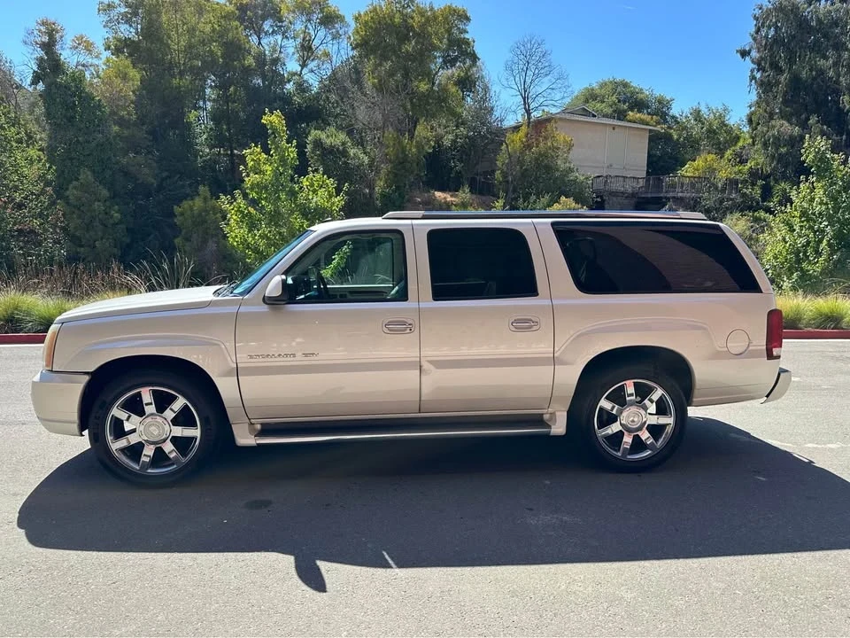 2003 Cadillac Escalade & EXT 2nd Gen - Image 6 of 19