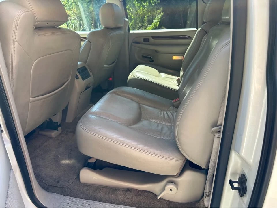2003 Cadillac Escalade & EXT 2nd Gen - Image 9 of 19