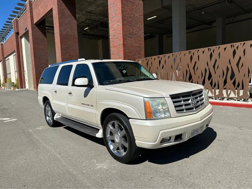 2003 Cadillac Escalade & EXT 2nd Gen - Image 4 of 19