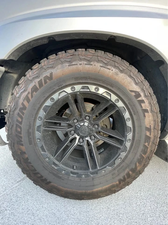 2003 Cadillac Escalade & EXT 2nd Gen - Image 8 of 10