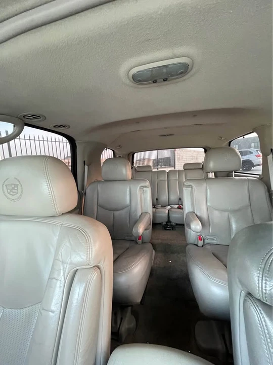 2003 Cadillac Escalade & EXT 2nd Gen - Image 6 of 10