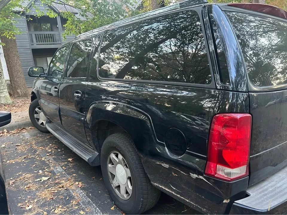 2003 Cadillac Escalade & EXT 2nd Gen - Image 3 of 9