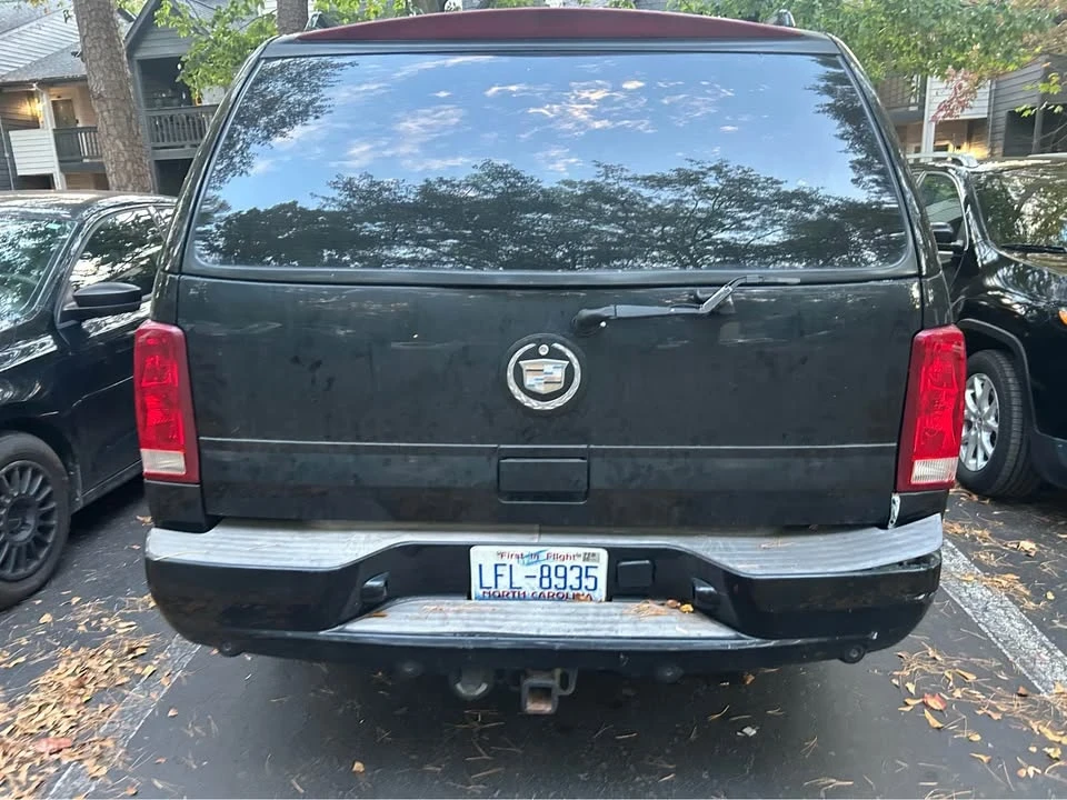 2003 Cadillac Escalade & EXT 2nd Gen - Image 4 of 9