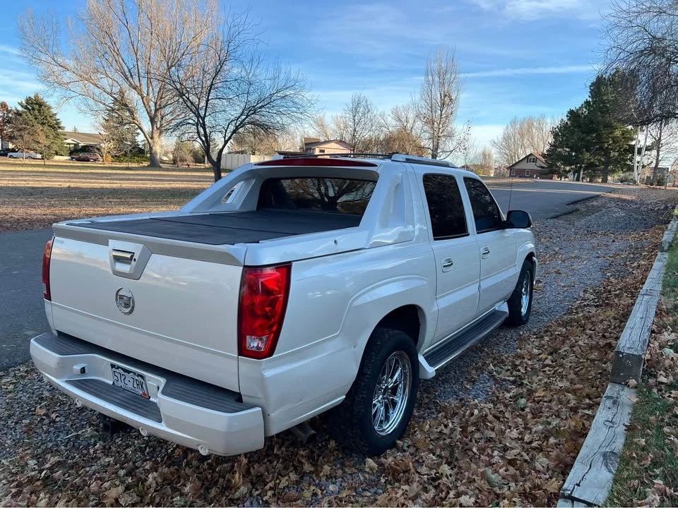 2003 Cadillac Escalade & EXT 2nd Gen - Image 2 of 5