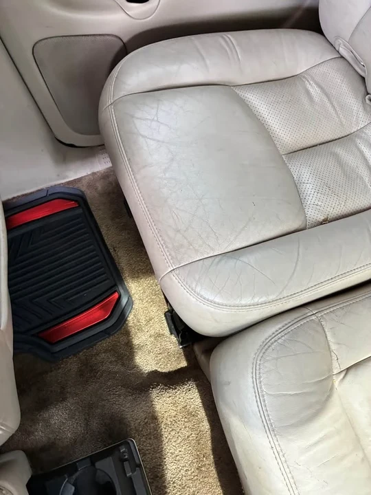 2003 Cadillac Escalade & EXT 2nd Gen - Image 9 of 9