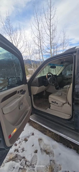 2003 Cadillac Escalade & EXT 2nd Gen - Image 2 of 12