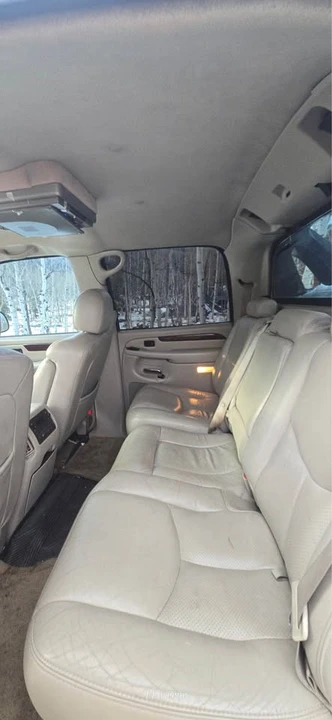 2003 Cadillac Escalade & EXT 2nd Gen - Image 5 of 12