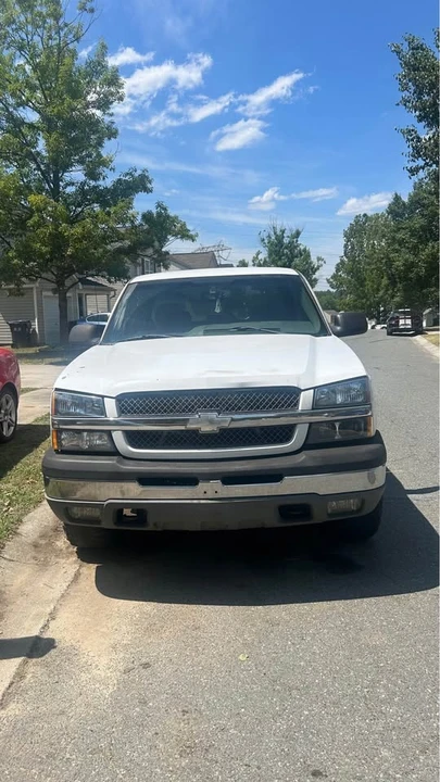 2003 Chevrolet Silverado 1st Gen - Image 2 of 11