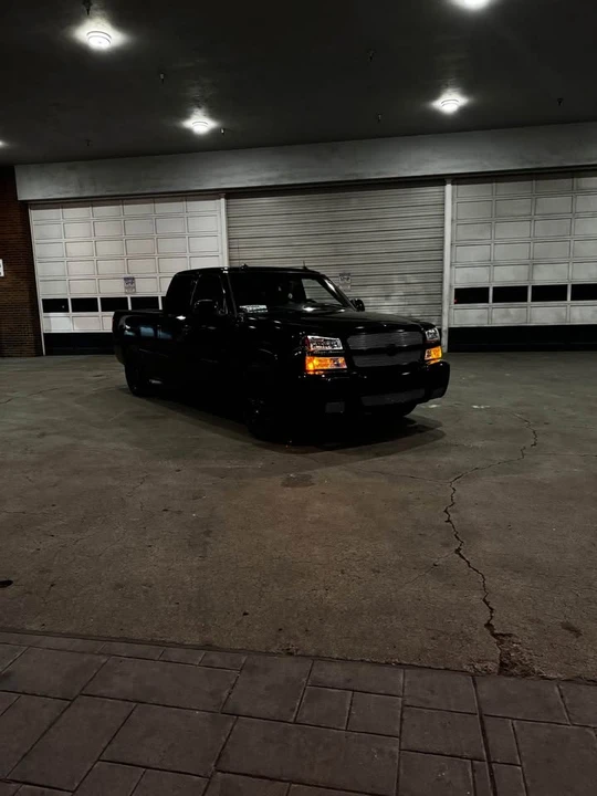 2003 Chevrolet Silverado 1st Gen - Image 2 of 3