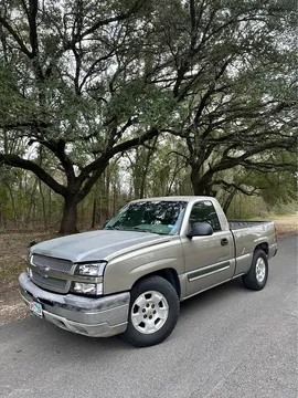 2003 Chevrolet Silverado 1500 Regular Cab Short Bed