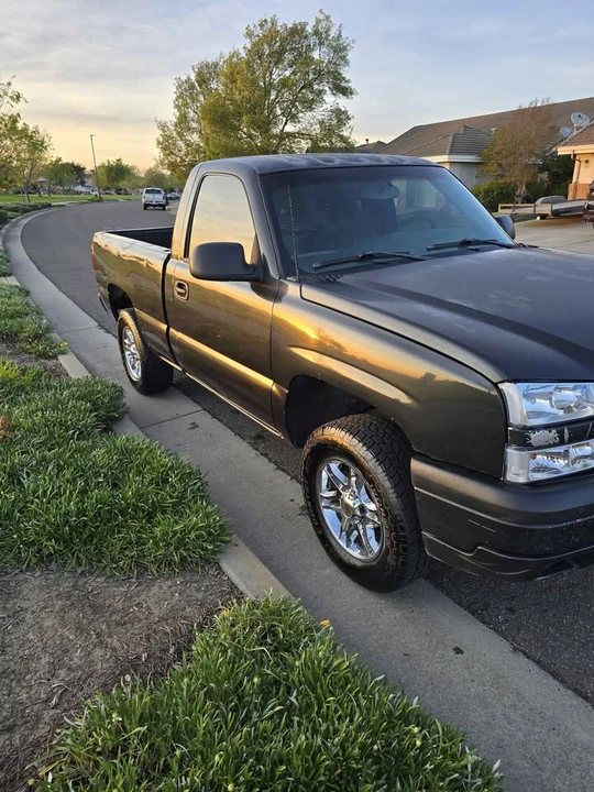 2003 Chevrolet Silverado 1st Gen - Image 2 of 10
