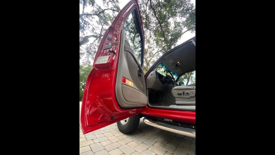 2003 Chevrolet Silverado 1st Gen - Image 10 of 11