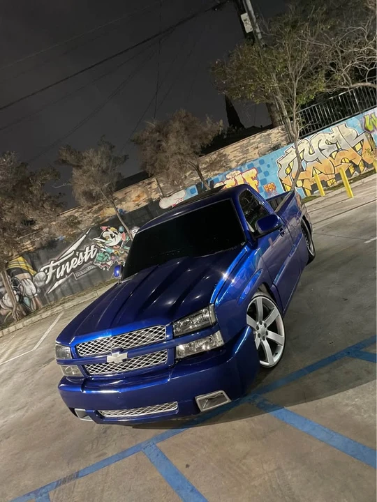 2003 Chevrolet Silverado 1st Gen - Image 2 of 2