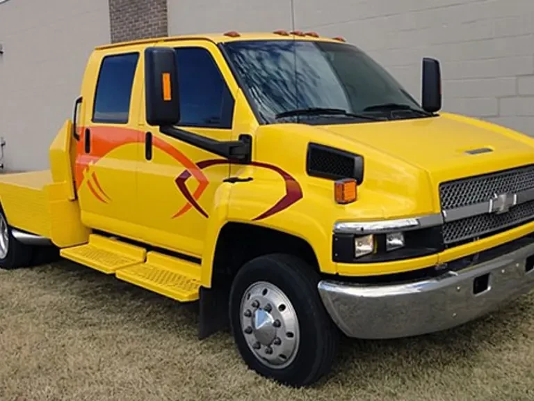 2003 Chevrolet Kodiak - Image 2 of 2