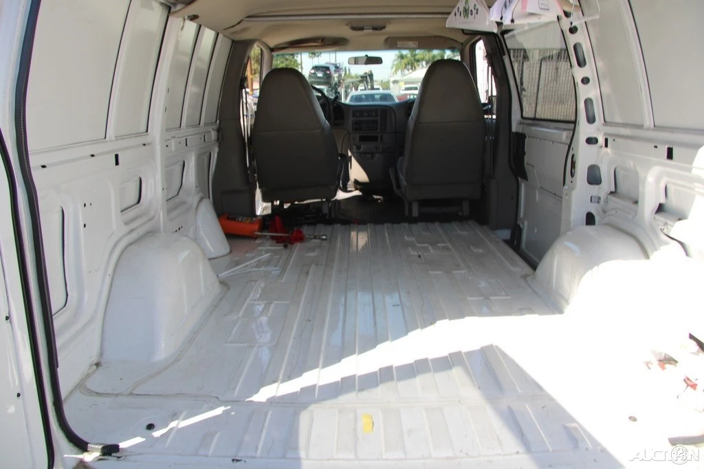 2003 Chevrolet Astro - Image 20 of 21