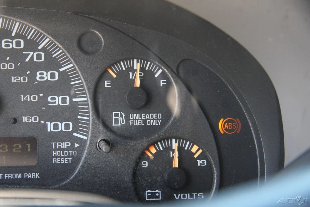 2003 Chevrolet Astro - Image 18 of 21