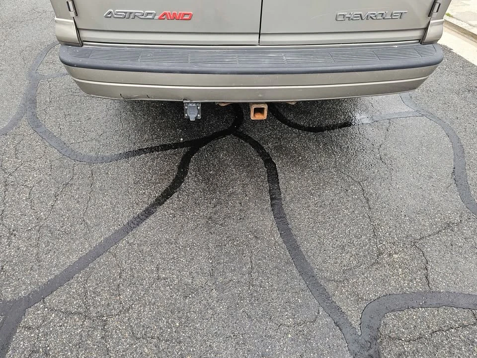2003 Chevrolet Astro - Image 6 of 13