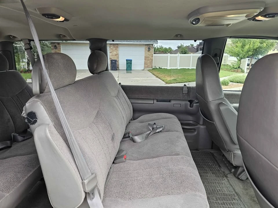 2003 Chevrolet Astro - Image 7 of 13