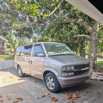 2003 Chevrolet Astro Passenger LS Minivan 3D