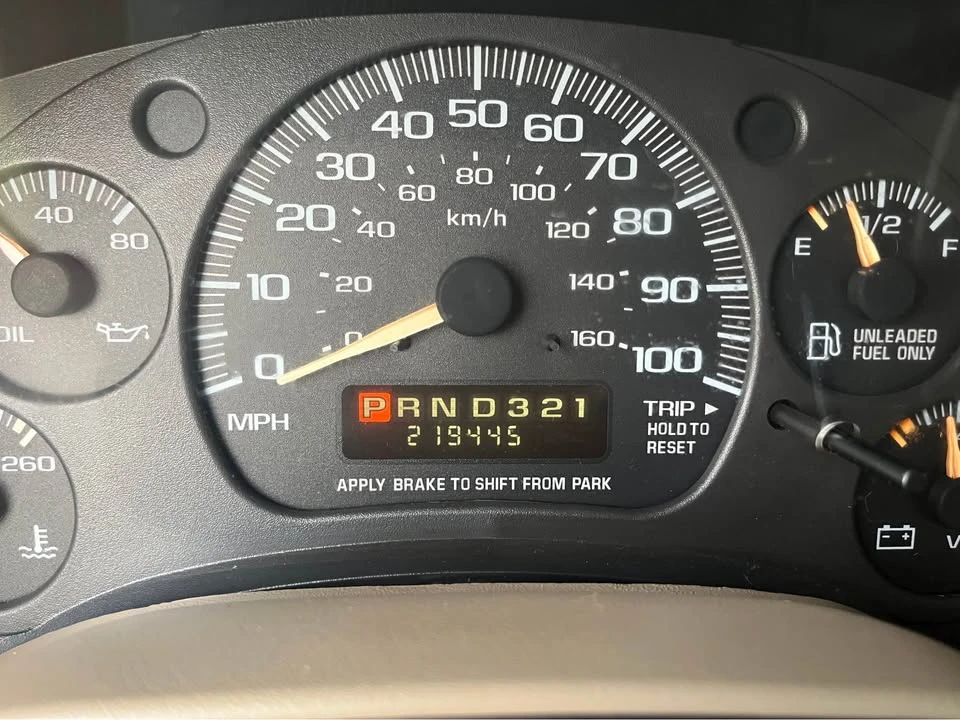 2003 Chevrolet Astro - Image 18 of 20