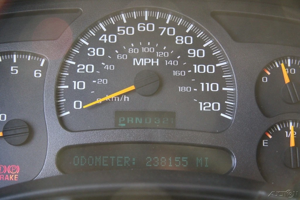 2003 Chevrolet Avalanche - Image 14 of 21